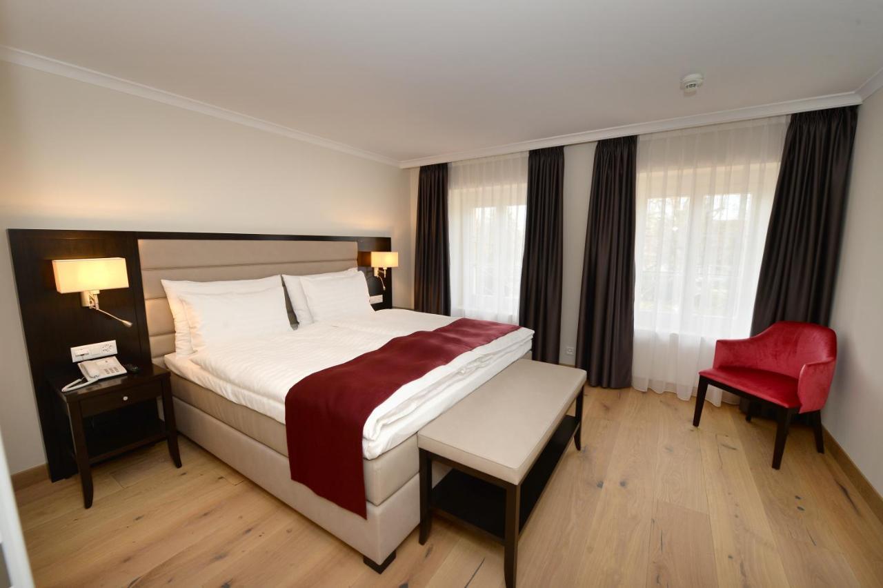 Hotel La Prairie, Swiss Bike Hotel Івердон-ле-Бен Екстер'єр фото